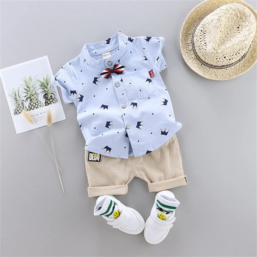 2-Piece Baby Summer Outfit – Crown Print Short Sleeve Top & Shorts Set