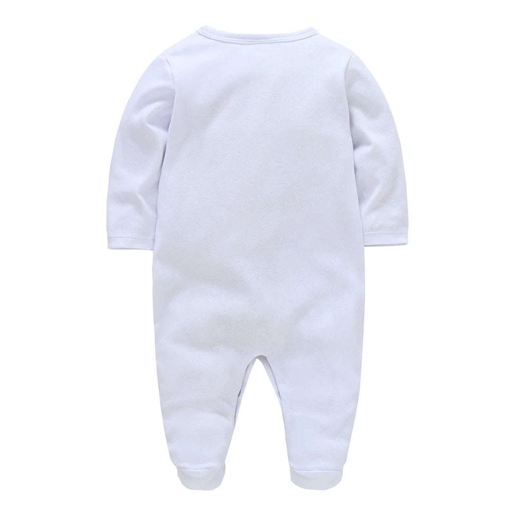 Ensemble de vêtements pour nouveau-né 4 pièces – Grenouillères et tenues en coton uni (0–9 mois)