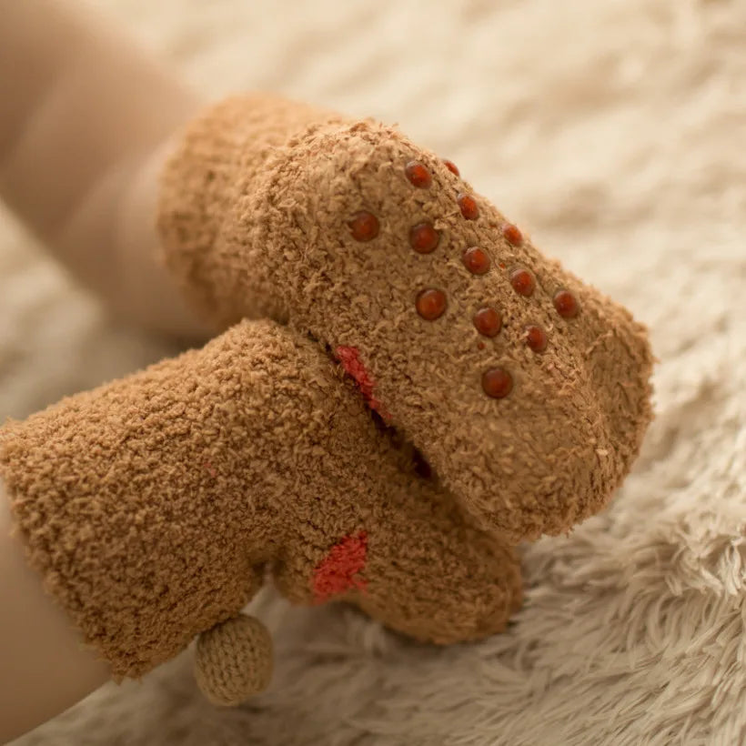 Chaussettes bébé douillettes à motifs de dessins animés