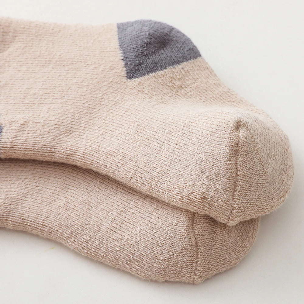 Chaussettes chaudes montantes pour bébé