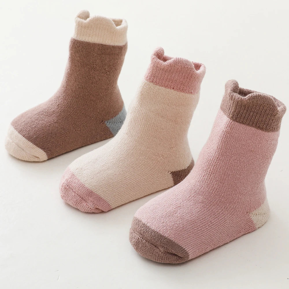Chaussettes chaudes montantes pour bébé