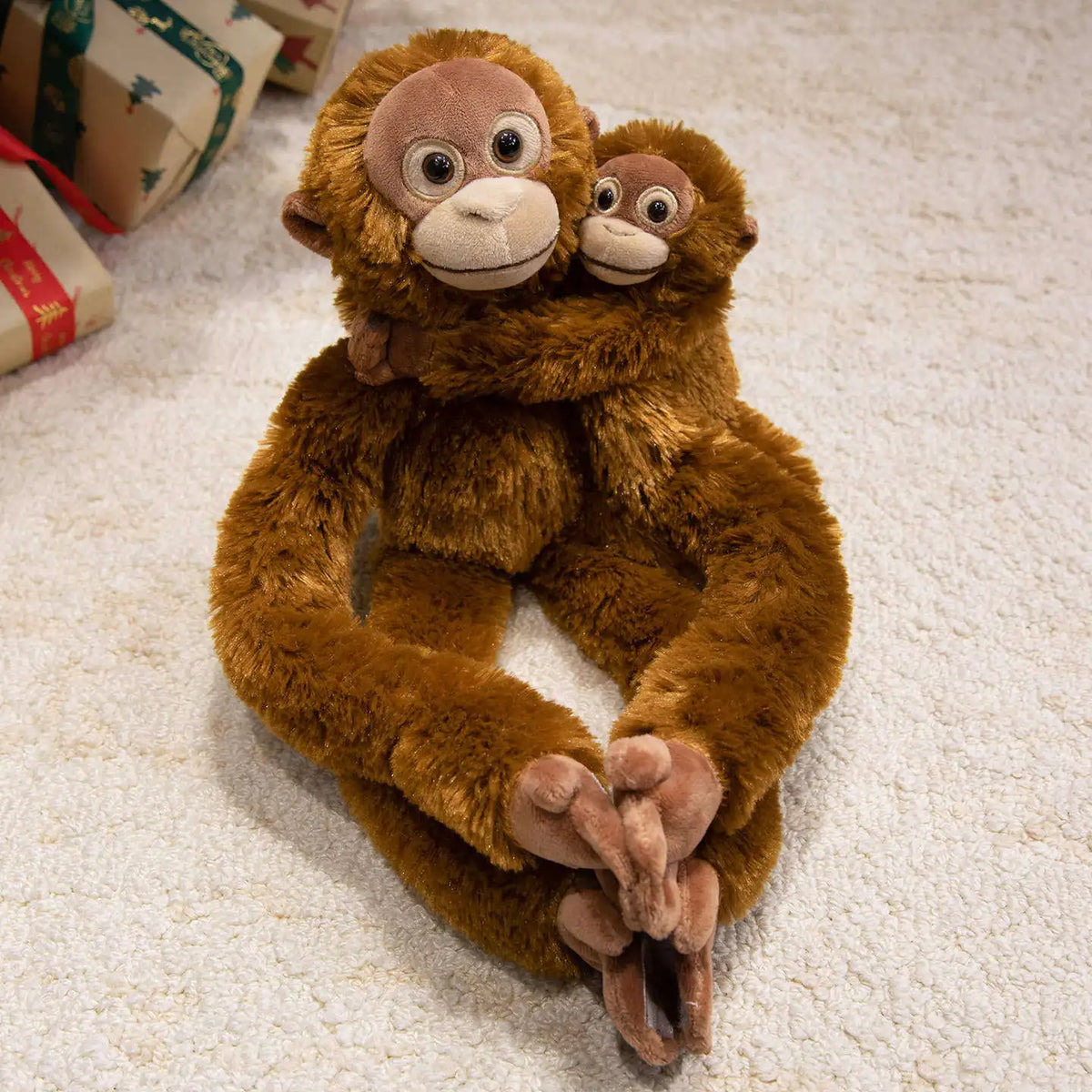 Adorables peluches suspendues gorille et singe
