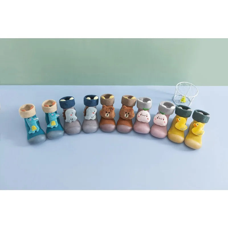 Chaussettes et chaussures d'intérieur pour bébés et tout-petits, motif oreilles de poupée en éponge, à semelle souple.