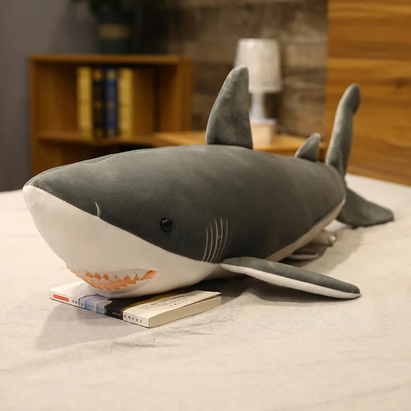 Peluche Requin Géant Doux – Cadeau d'Anniversaire