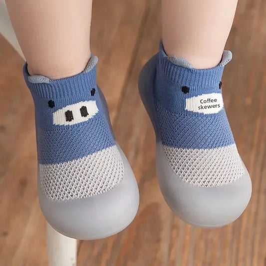 Adorable Piglet Baby Learning Shoes Breathable Soft Bottom Mesh Floor Socks Shoes for Infants Cute Cartoon Design