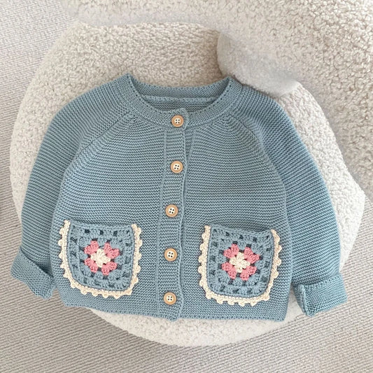 Autumn Baby Girl Cardigan – Round Neck Knitted Sweater with Flower Pockets