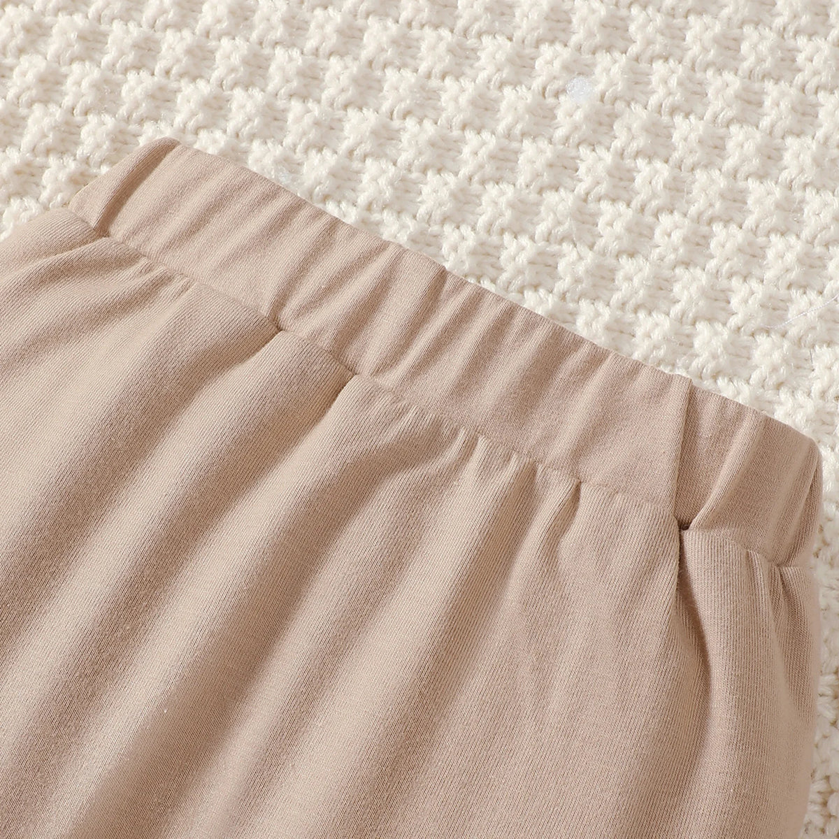 Ensemble bébé garçon 0-9 mois – Petit Ours 4 pièces : body, pantalon, bonnet et chaussettes