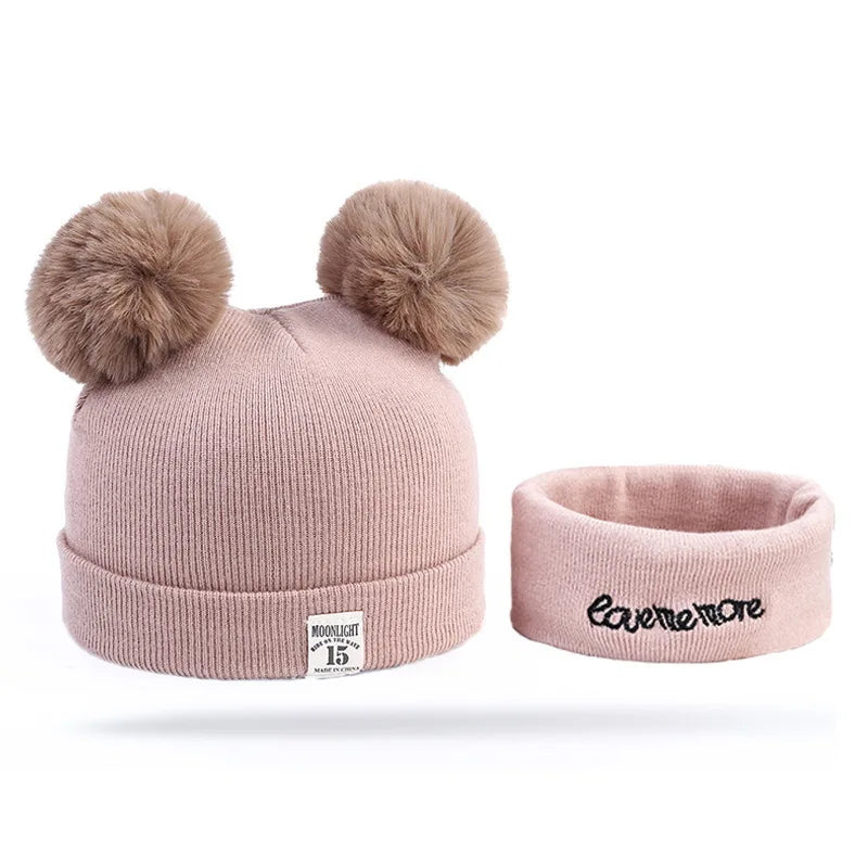 Ensemble d'hiver mignon pour bébé : bonnet et écharpe en laine avec oreilles d'ours.