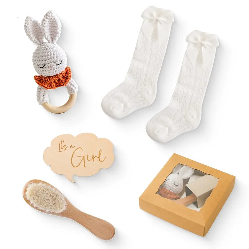 Newborn Bath Gift Set – Cotton Blanket, Milestone Cards & Rattle