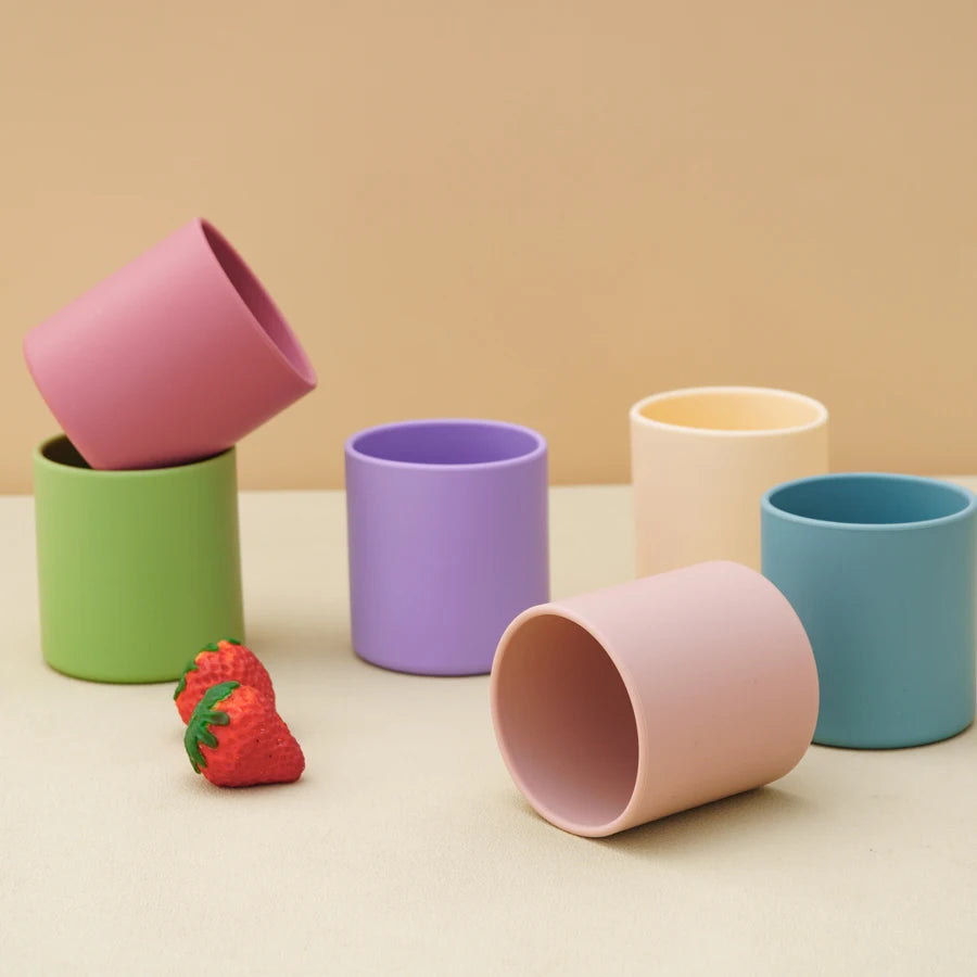 Gobelet à couvercle rabattable pour tout-petits – Biberon portable