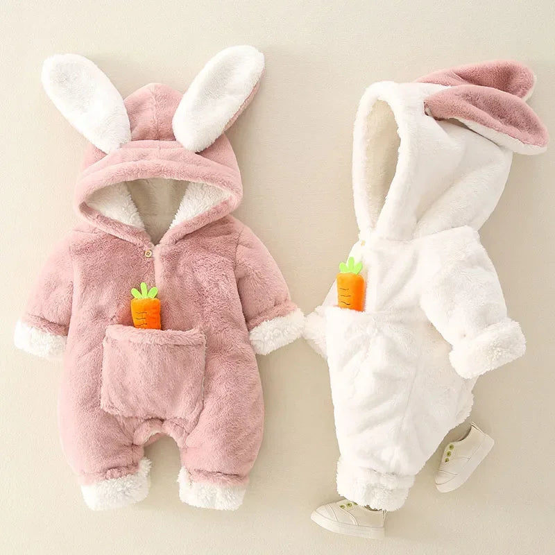 Grenouillère bébé en polaire corail chaude – Joli motif lapin