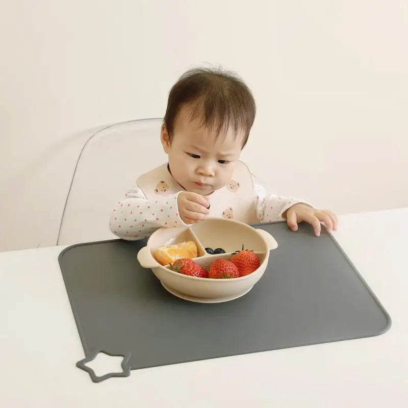 Kids Silicone Dining Mat – Anti-Slip, Heatproof Table Pad