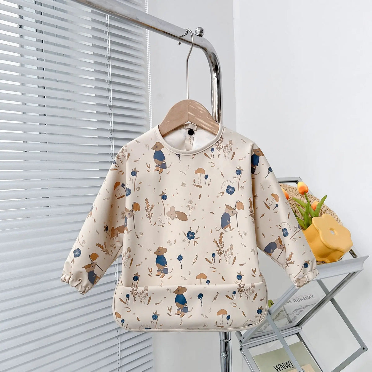 Tablier d'allaitement et d'art pour bébé à manches longues, doux et imperméable, collection 2025