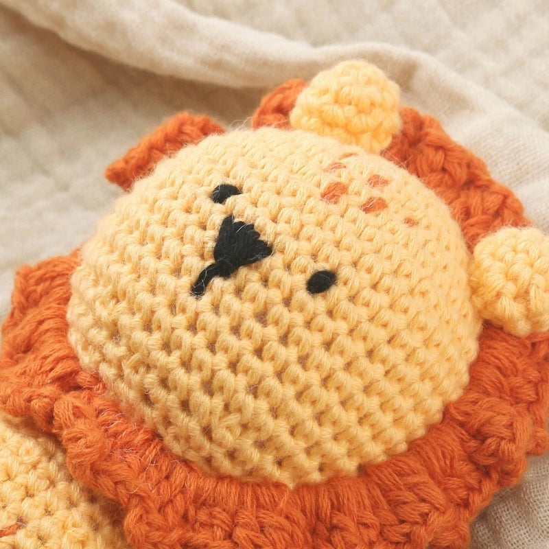 Peluche animal tricotée – Jouet doux pour dormir les bébés