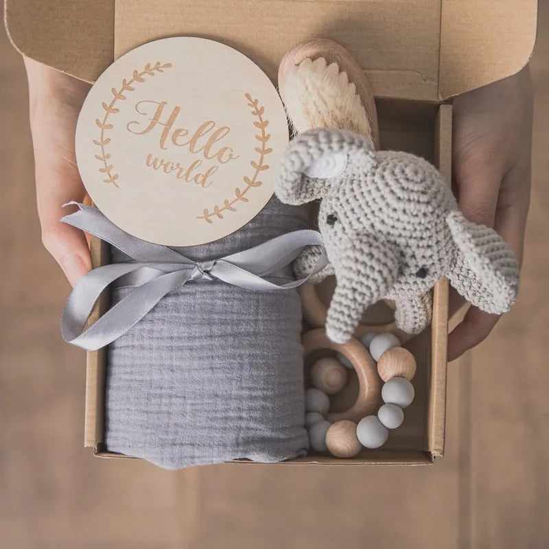 Newborn Bath Gift Set – Cotton Blanket, Milestone Cards & Rattle