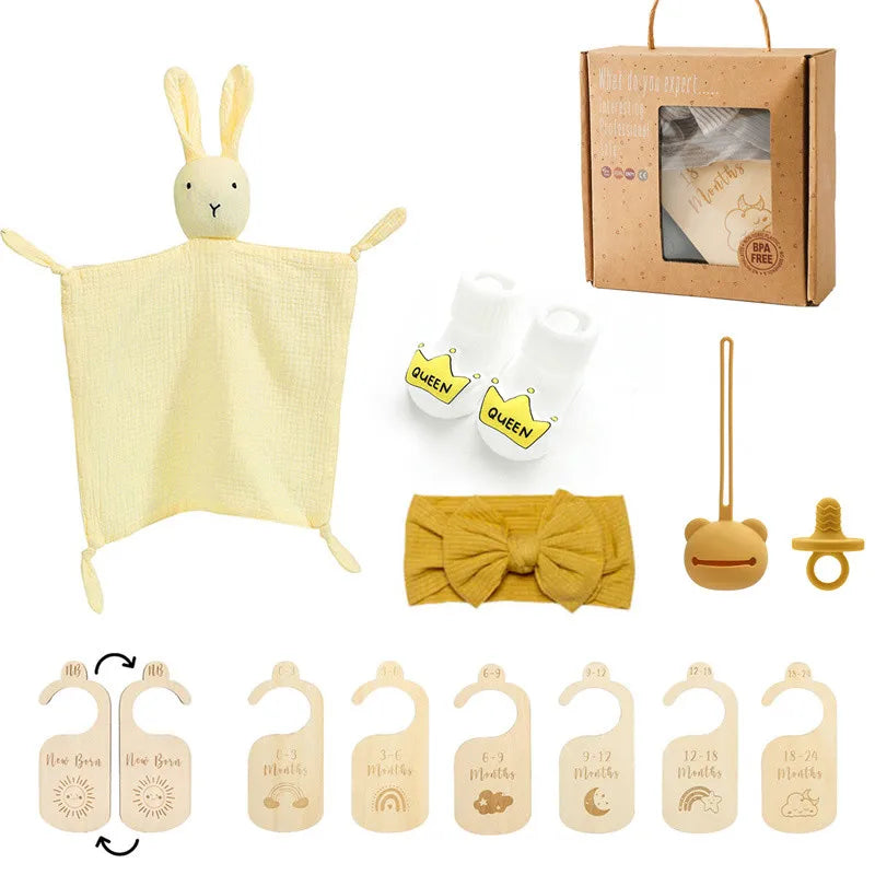 Newborn Bath Gift Set – Cotton Blanket, Milestone Cards & Rattle