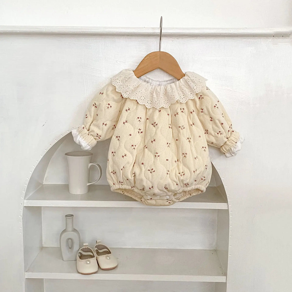 Combinaison bébé automne-hiver 2025, col en dentelle, manches longues, imprimé coton, style princesse