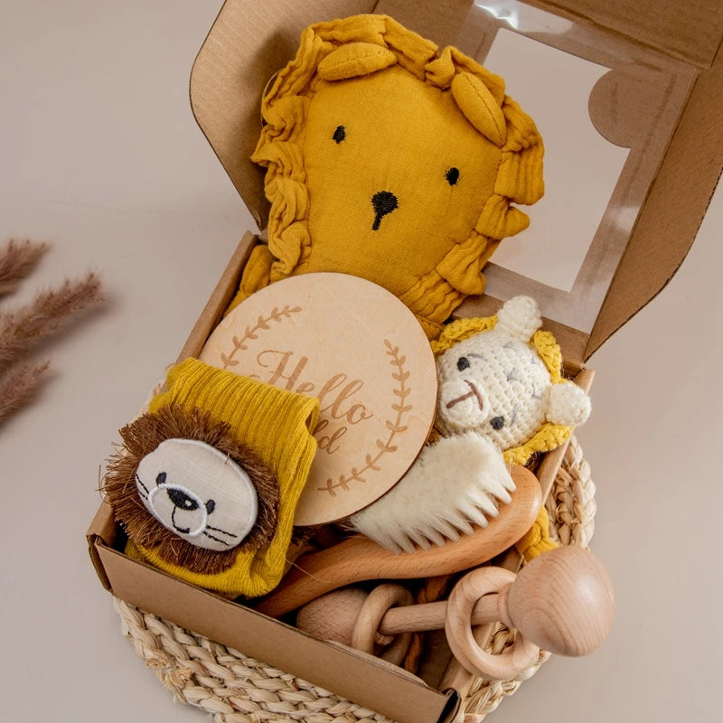 7-Piece Newborn Baby Gift Set – Double-Sided Blanket, Rattle & Bath Essentials