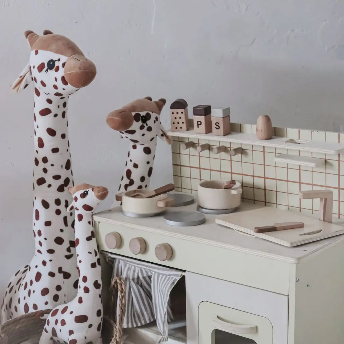 Poupée girafe – Compagnon de sommeil et cadeau pour nouveau-né