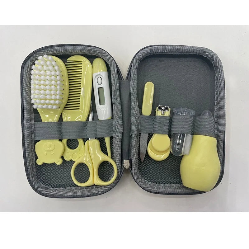 Trousse de soins pour bébé – Coupe-ongles, peigne, brosse, ciseaux, thermomètre
