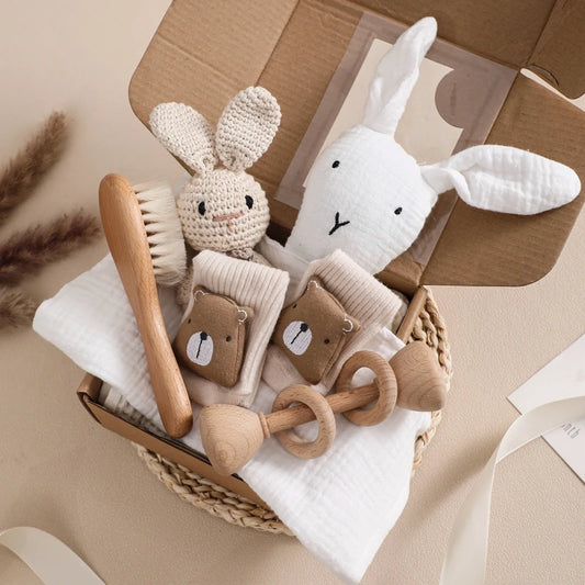 7-Piece Newborn Baby Gift Set – Double-Sided Blanket, Rattle & Bath Essentials