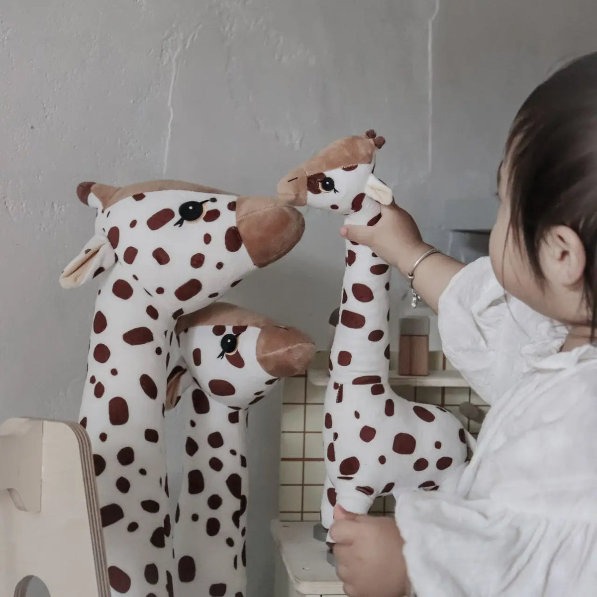 Poupée girafe – Compagnon de sommeil et cadeau pour nouveau-né