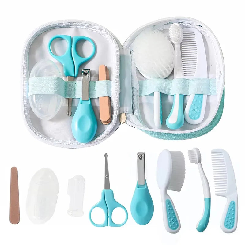 Ensemble de soins pour bébé Piece – Coupe-ongles, brosses, peignes et ciseaux