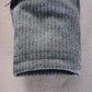 Ensemble 2 pièces pour bébé : manches longues, pantalon à rayures verticales uni avec grande poche.