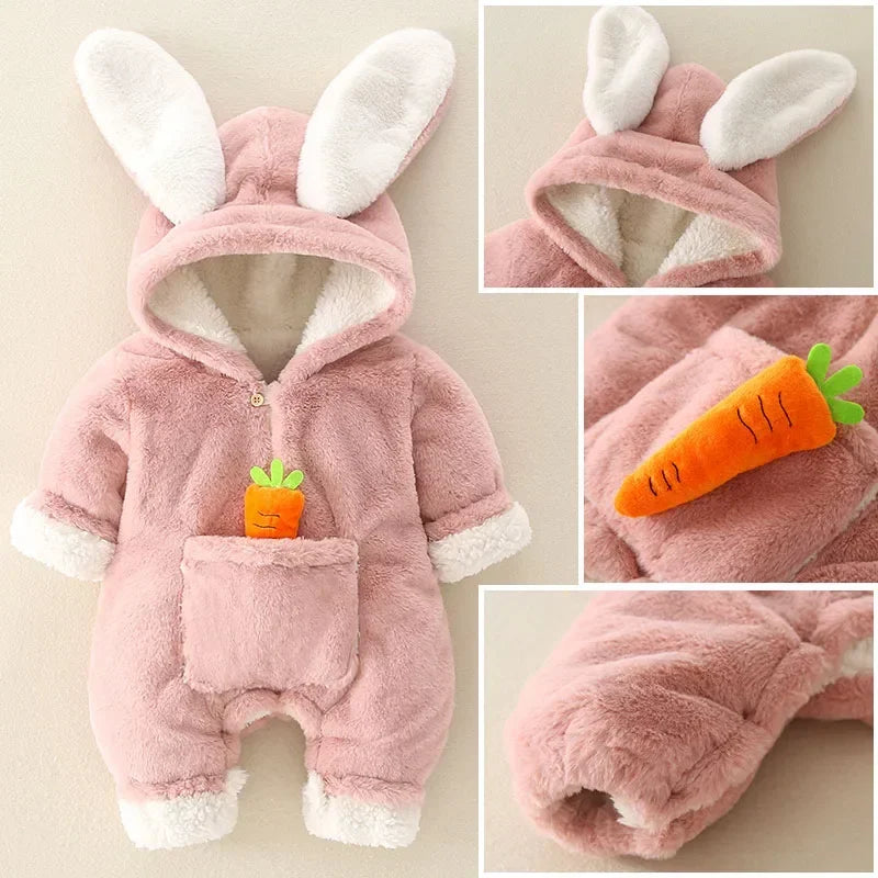 Grenouillère bébé en polaire corail chaude – Joli motif lapin