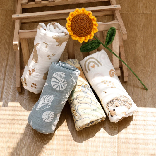 Kangobaby #My Soft Life# Ensemble de 4 pièces pour bébé, multifonctionnel, toutes saisons : couverture d'emmaillotage en mousseline, serviette de bain pour nouveau-né, couverture pour bébé
