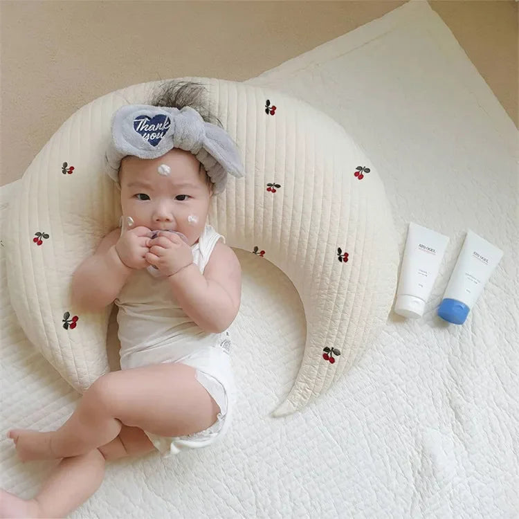 Crescent Baby Nursing Pillow – Soft Cotton Waist Support