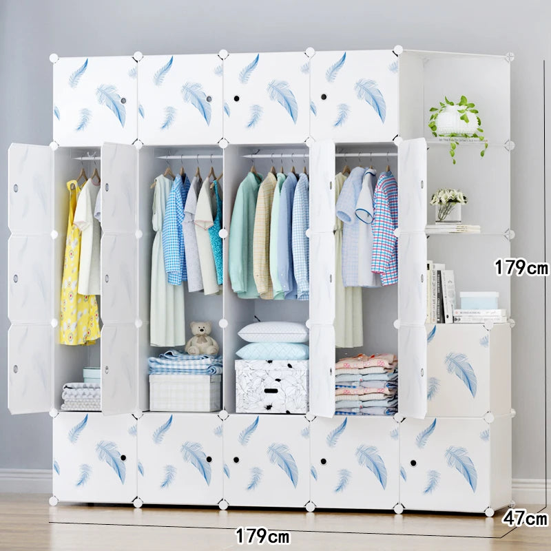 Armoire bébé minimaliste – Cube en plastique et rangement en tissu