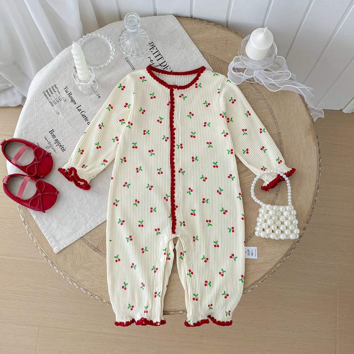 Combinaison cerise mignonne pour bébé fille