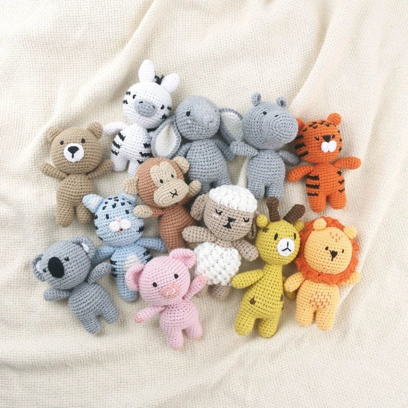 Peluche animal tricotée – Jouet doux pour dormir les bébés