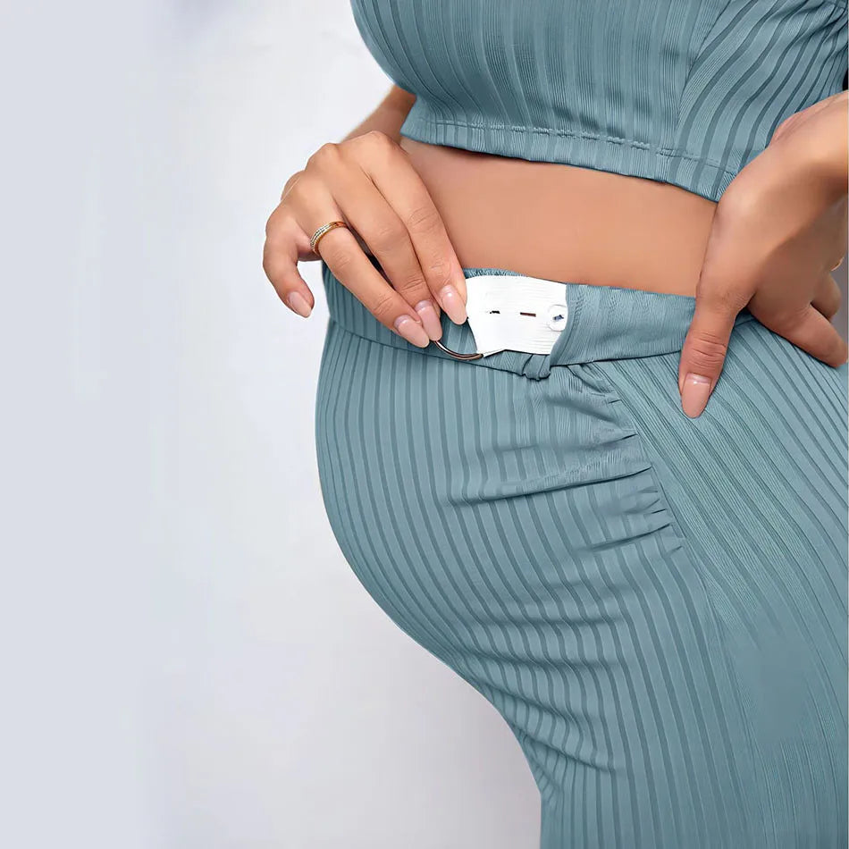 Knitted Maternity Set – Suspender Top & Pencil Skirt