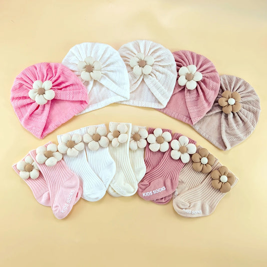 Ensemble bonnet doux pour nouveau-né et chaussettes antidérapantes