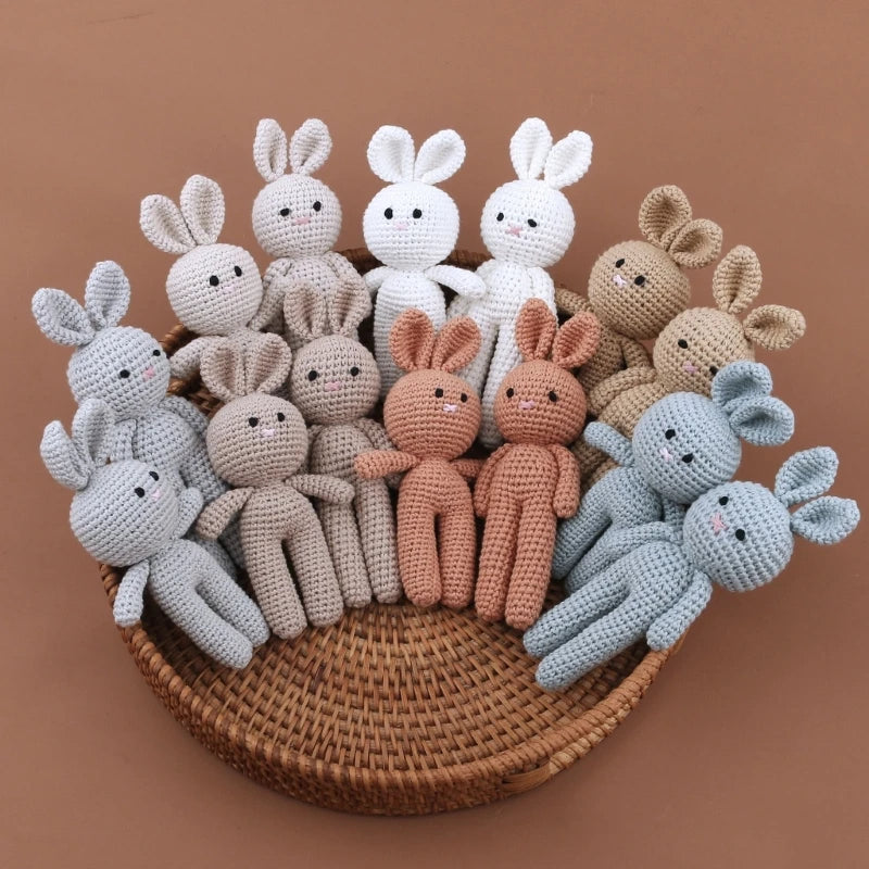 Lapin au crochet fait main – Jouet apaisant pour dormir