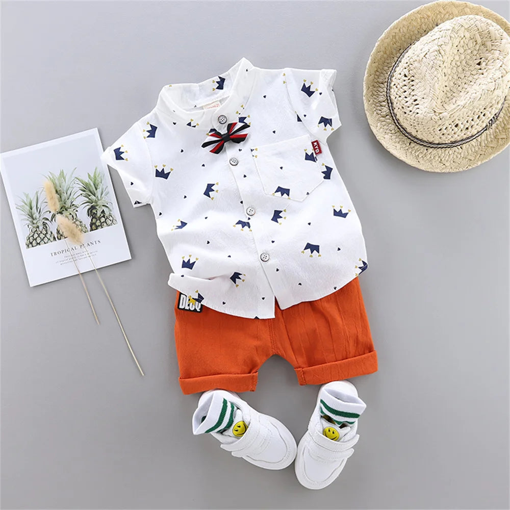 2-Piece Baby Summer Outfit – Crown Print Short Sleeve Top & Shorts Set