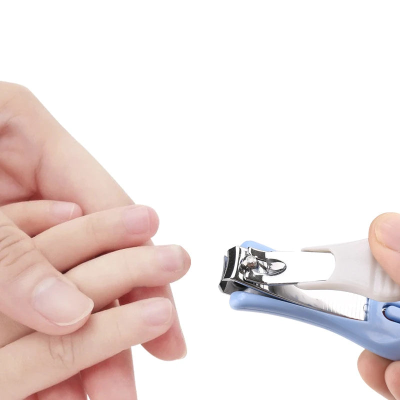 Ensemble de soins pour bébé 4 pièces : coupe-ongles avec capuchon, limes à ongles, ciseaux