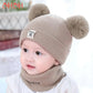 Ensemble d'hiver mignon pour bébé : bonnet et écharpe en laine avec oreilles d'ours.