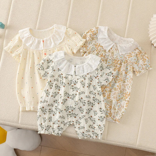 Adorable Baby Girls’ Cotton Romper – Lace Collar, Soft Short-Sleeve Outfit