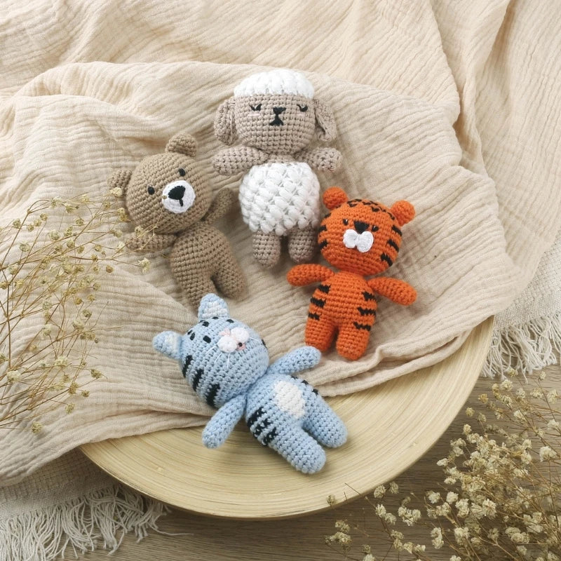 Peluche animal tricotée – Jouet doux pour dormir les bébés