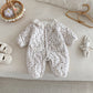 Barboteuse bébé à fleurs vintage – Chaude et rembourrée